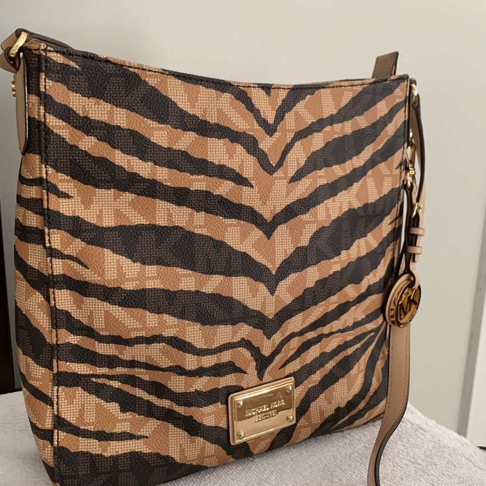 Michael Kors Shoulder Bag